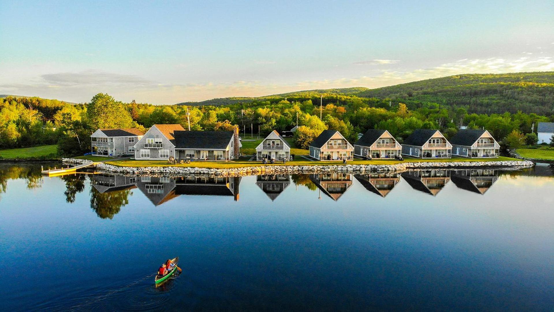 Keltic Quay Cottages & Bayfront Lodge Whycocomagh 외부 사진