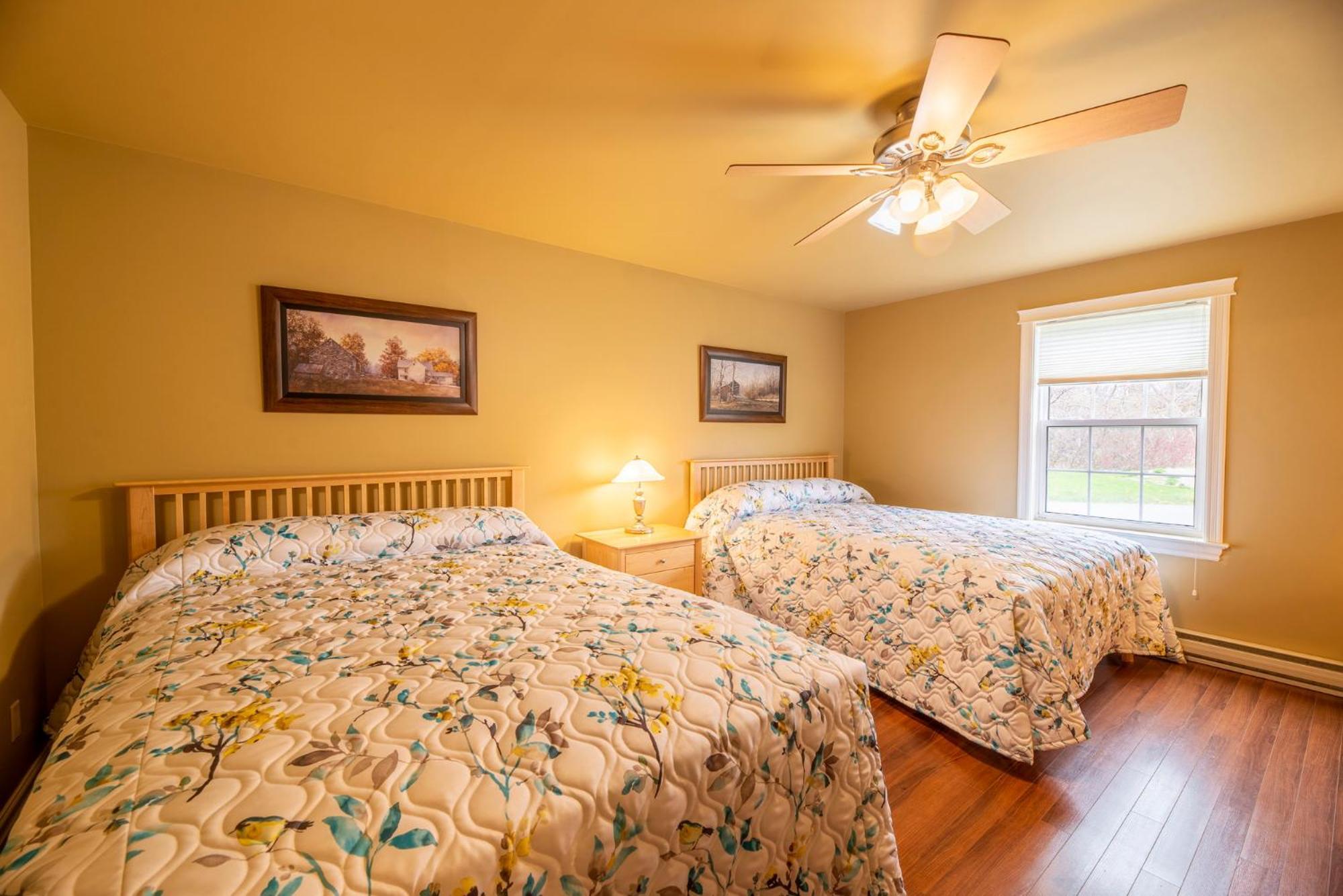 Keltic Quay Cottages & Bayfront Lodge Whycocomagh 외부 사진