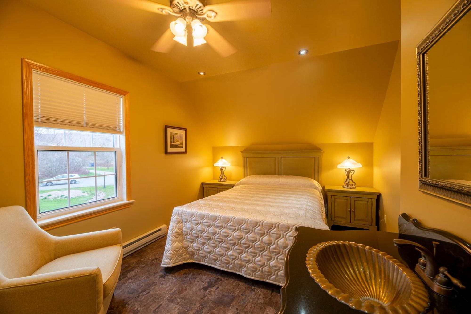 Keltic Quay Cottages & Bayfront Lodge Whycocomagh 외부 사진